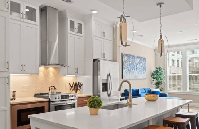 Reluxme| SouthPark 1BR Condo w/Prm Amenities