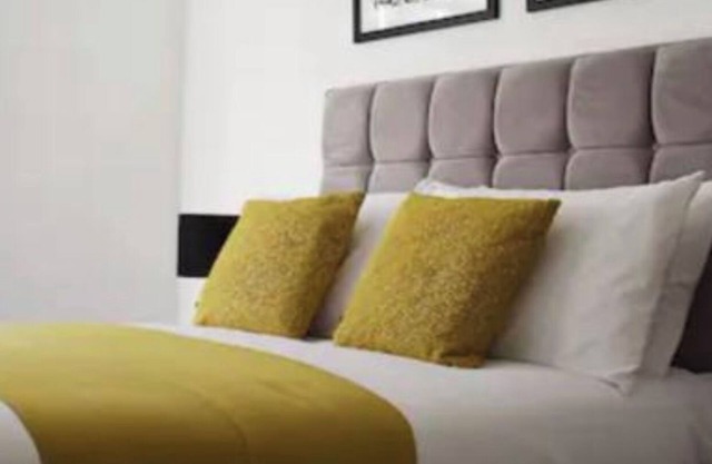 Remarkable 3-Bed Apartment in London