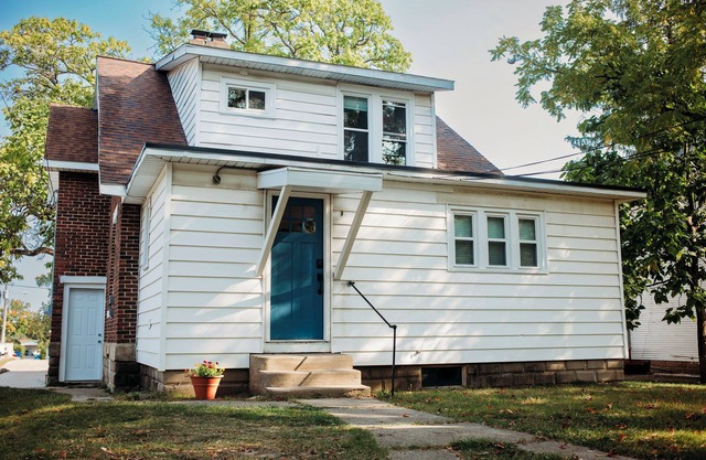 Remodeled 1-Bedroom Duplex w/AC, WiFi in Heart of Big Rapids