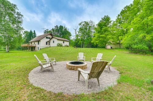 Remote and Peaceful Getaway with Games in Eckerman