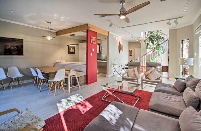 Remote-Work Friendly Houston Home w/Backyard!