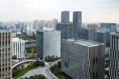 Renaissance Shanghai Caohejing Hotel