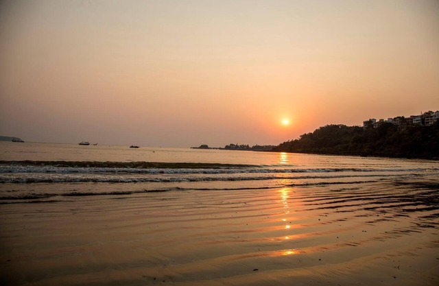 Rendezvous Beach Resort