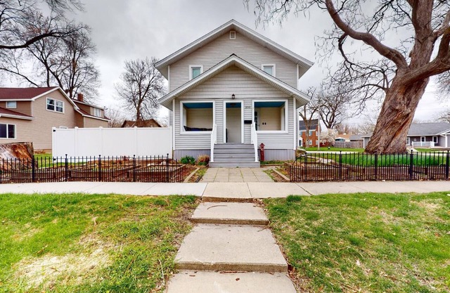 Renovated and Close to everything!