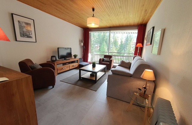 Renovated apartment · Near slopes · Comfortable for 4 people