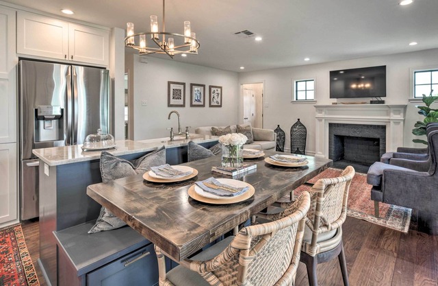 Renovated Cottage w/ Patio by TX A&M Campus!