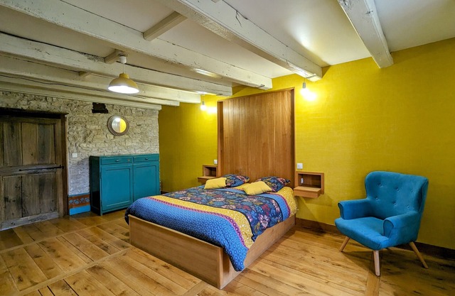 Renovated cottage in Mauvages with garden, BBQ and WIFI