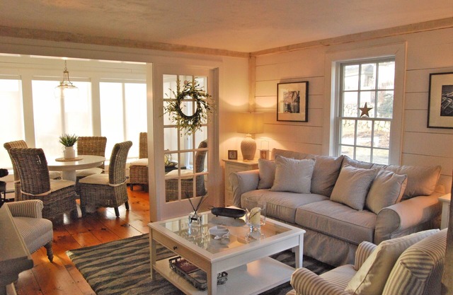 Renovated Nantucket Style Cottage-Ocean Views-Steps to Private Beach-CENTRAL AC!