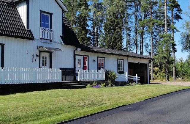 Renovated 2 bedroom-appartment next to Swedish woods and Skagern Lake.