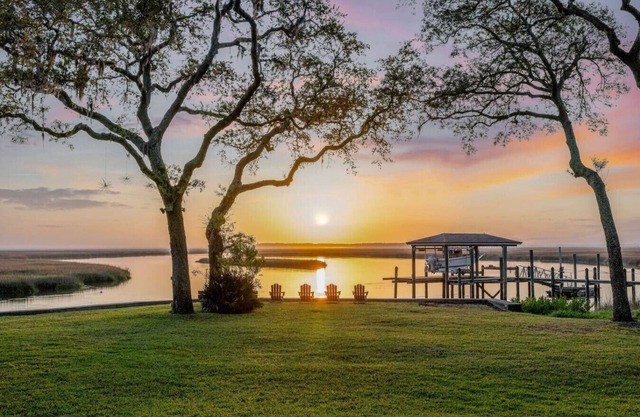 Renovated Waterfront Living, Stunning Sunrises