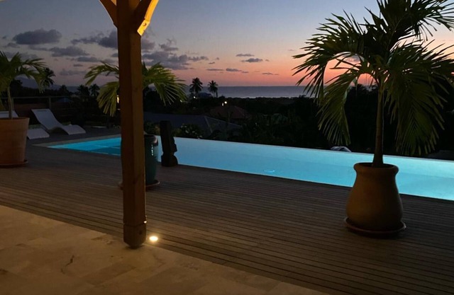 Rent luxury villa with sea view, 4 bedrooms, sleeps 8-Marie Galante