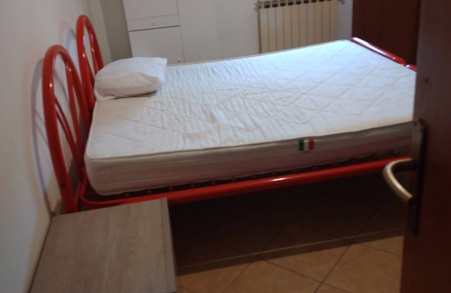 RENT ROOMS IN B&B (STATION RB)