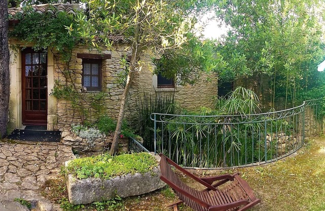 Rental Mazet stone between Nimes and Montpellier
