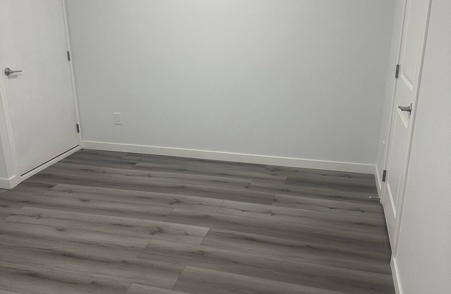Renting out a one bedroom basement located in Savanna! Brand new suite!