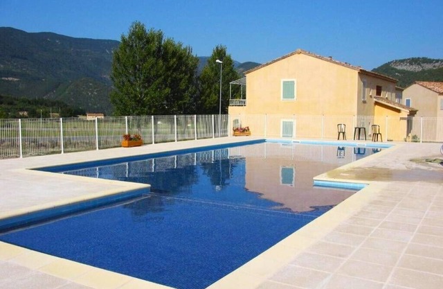 Res. Hameau des Sources with swimming pool - 2 bedroom apartment for 4/6 people