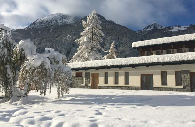 Residence in Gressoney-saint-jean with 3 bedrooms sleeps 8