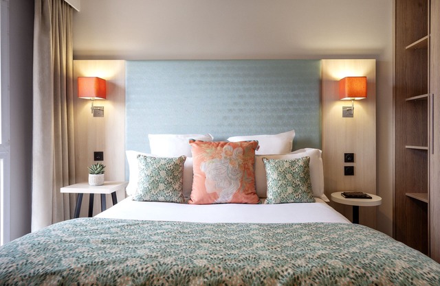 Residhome Paris-Guyancourt