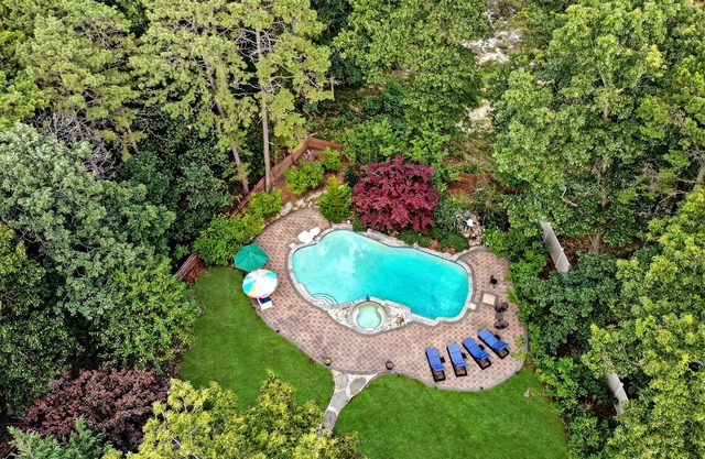 Resort Like Property 15 Minutes from the Beach