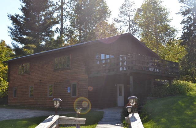 Retreat Center on pristine Deer Lake