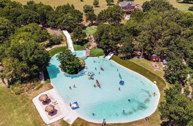 Retreat Oak Leaf | A Retreat DFW Experience