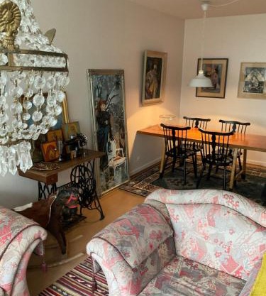 Retrohenkinen taiteilijakoti - Tampere Kaleva