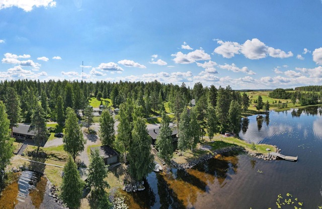 Revontuli Resort Cottages