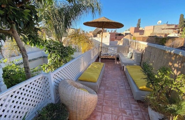 Riad Z5,Medina, heated pool