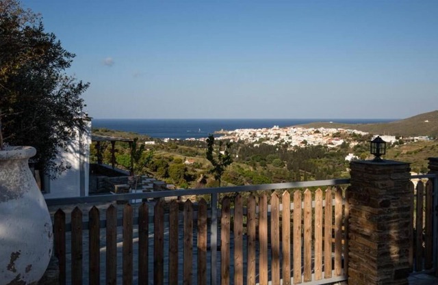 Richie's Sea View Romantic Residence