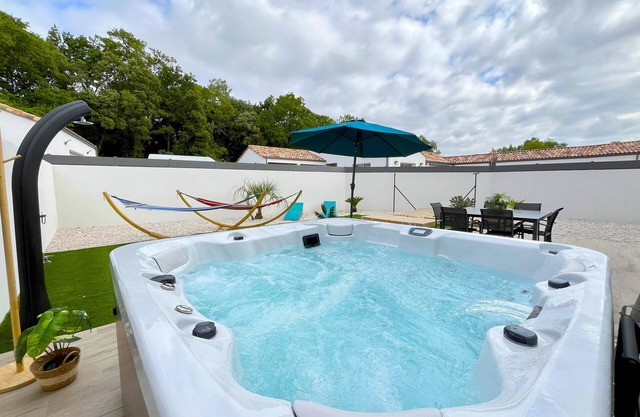 Rincon del Mar - House with spa and hammocks, just 8 minutes from the sea