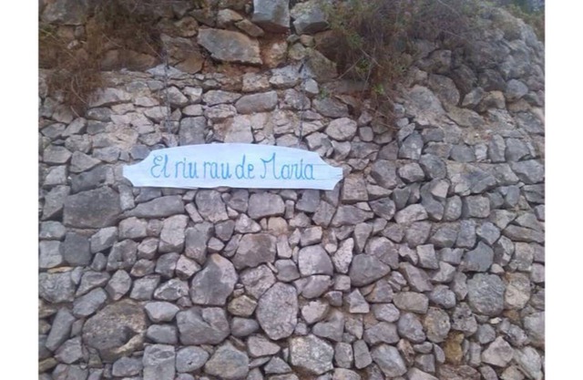 - RIU RAU DE MARÍA -