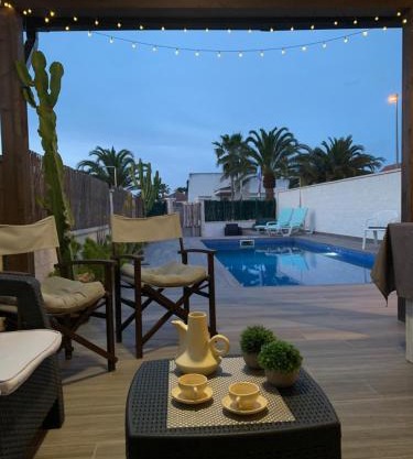 Riumar Nature 38 , piscina , aire acondicionado , barbacoa y pàrquing Privado