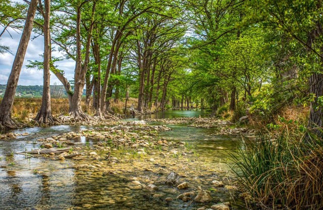 River Bend Hideaway on Medina