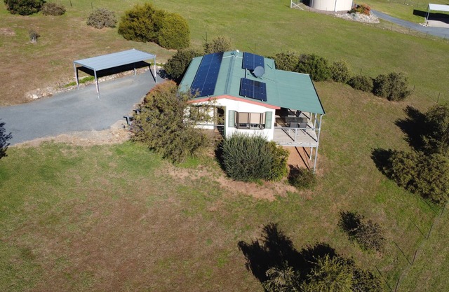 River Gum Pet Friendly Cottage