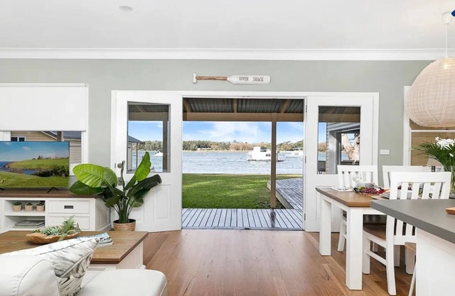River Shack – Stay 3, Pay 2!