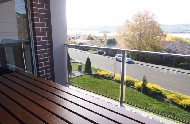 River View House, beautiful river views, free wifi.