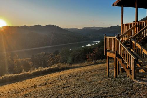 Riverbend Retreat