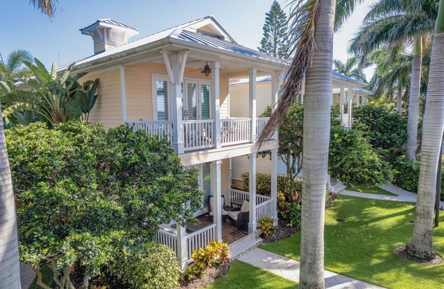 Riverfacing Townhome in The Village at New Smyrna Marina - 19 Old Feger