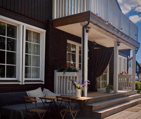 Riverfront Home - BEST LOCATION - SUP and Bike