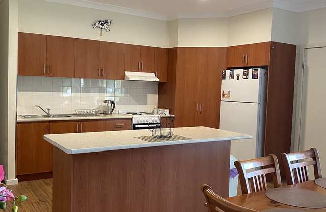 Riverland Cottage Wentworth, self contained, 4 bedrooms, 10 mins from Wentworth