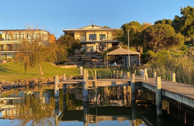 Riverside Retreat on Hindmarsh Island