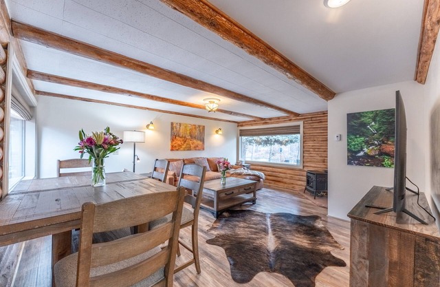 Rock'n River Retreat-Fish & Boat to your heart's content!