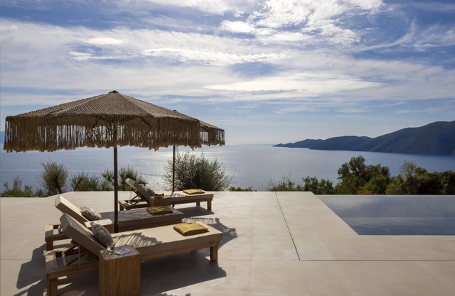 Rolima - Four Bedroom Villa, Sleeps 8