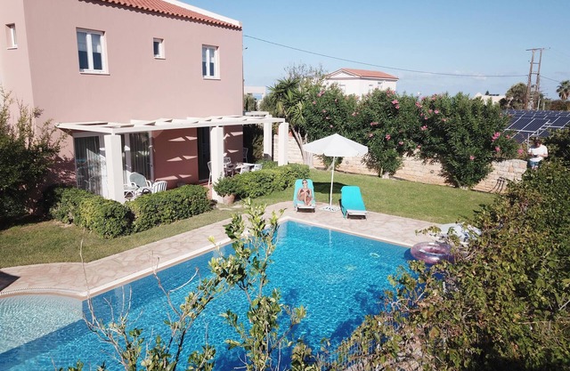 Romance in quiet idyll - villa with private pool, wifi | Prinos, Crete