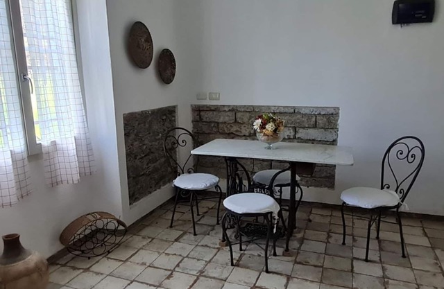 Romantic accommodation in Marest villa with beautiful garden, in Beigua Park