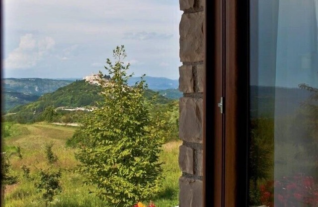 ROMANTIC CASA RODEL WITH EXTRAORDINARY VIEW