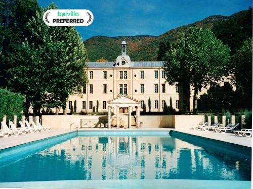 Romantic Château Stay Rhône