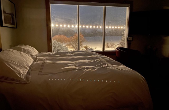 Romantic King Suite | Countryside | Pet Friendly