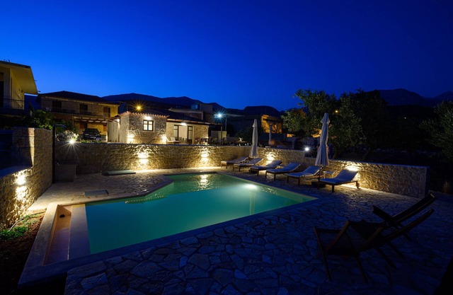 Romantic new luxury villa in Kardamyli Messinias