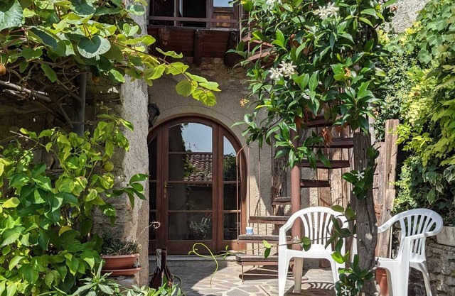 Romantic rustico in Vesio, Lake Garda