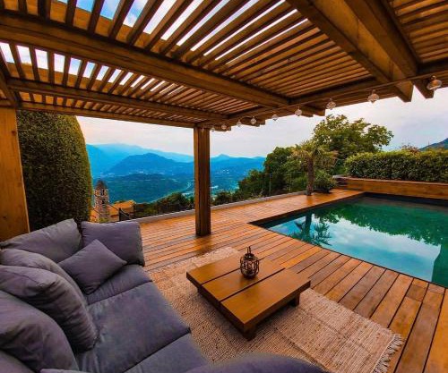 ROMANTIC SUlTE WITH AMAIZING VIEW